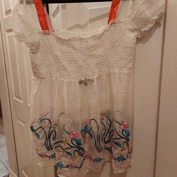 100% Silk top - Picture 5 of 5